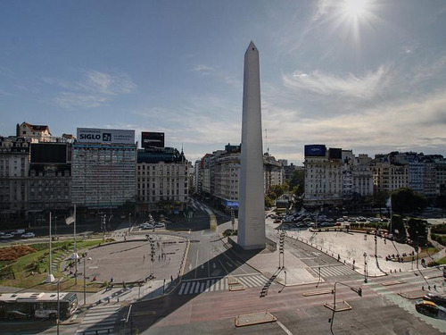Saenz Pena Roque Av. 995 5º