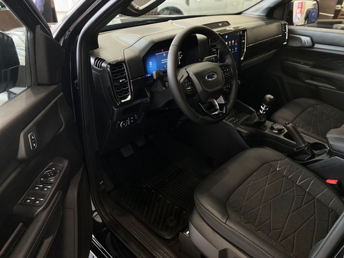 Ford Ranger 2.0T Cd Black 4X4 Mt