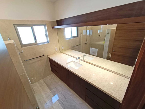 Casa Nueva, Un Nivel! - Iti-1764-fr