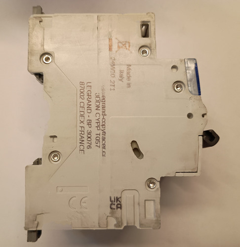 Interruptor 3p 50a Curva C 16ka 409259 Legrand