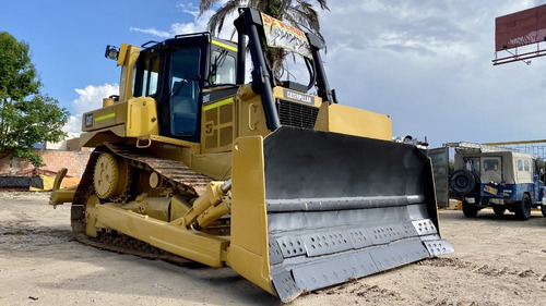 Caterpillar D6t
