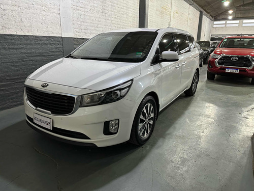 Kia Carnival 2.2 Crdi Premium Avn