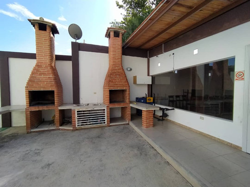 En Venta Con Financiamiento Resd Trevi Barrio Sucre 005jsc