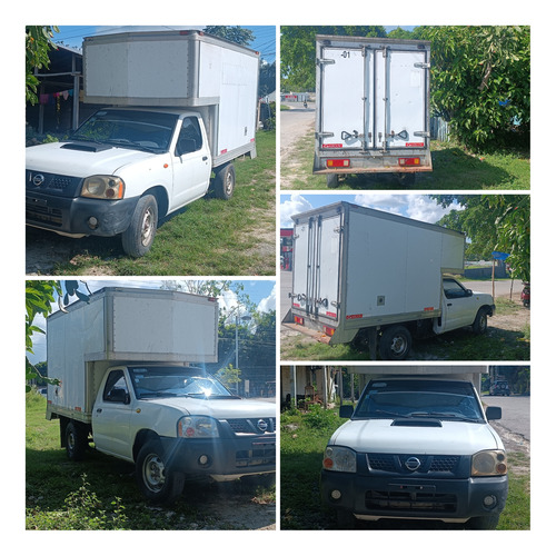 Nissan NP300 2.5 Diesel Chasis 4x2 Mt