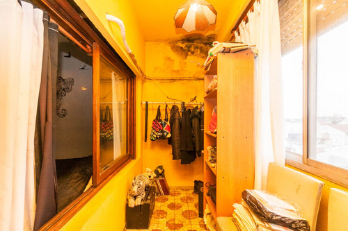 Venta Galpon C/2 Dpto.de 3amb.patio.terraza. 130m2