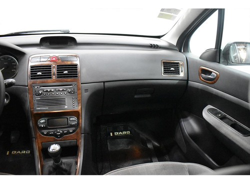 Peugeot 307 2.0 Sedan Xt Premium 143cv