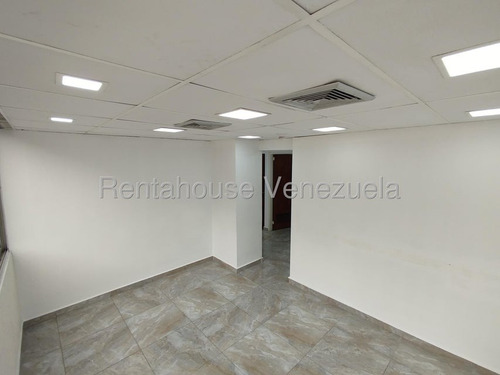 Se Vende Oficina En Los Cortijos