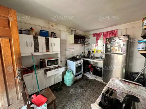 Venta Casa Seis Dormitorios, Golf, Punta Del Este.