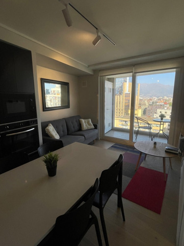 Cozy Apartment Steps Away From Costanera Center