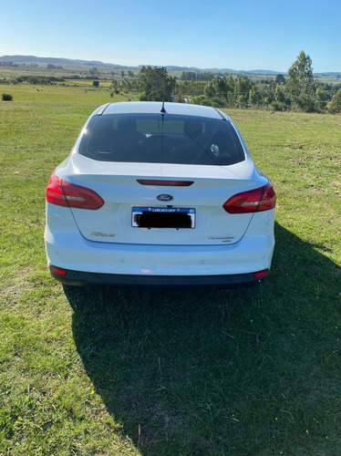 Ford Focus Iii 2.0 Sedan Titanium At6 - Oportunidad
