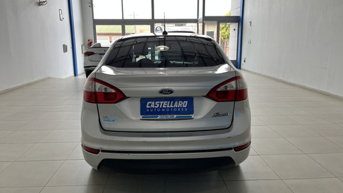 Ford Fiesta Kinetic 1.6 Se Plus 120cv
