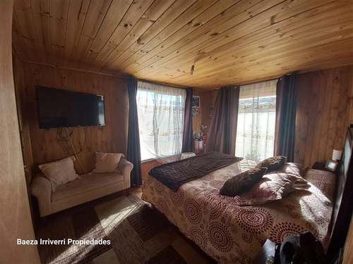 Parcela De 5000m2 , Con Casa En Venta En Cauquenes
