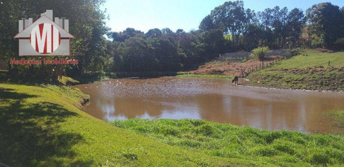 Imagem 1 de 17 de Ótima Chácara Com 2 Dormitórios, Lago, Lugar Rodeado De Muito Verde, Próximo À Cidade, À Venda, 2700 M² Por R$ 410.000 - Zona Rural - Pinhalzinho/sp - Ch0981
