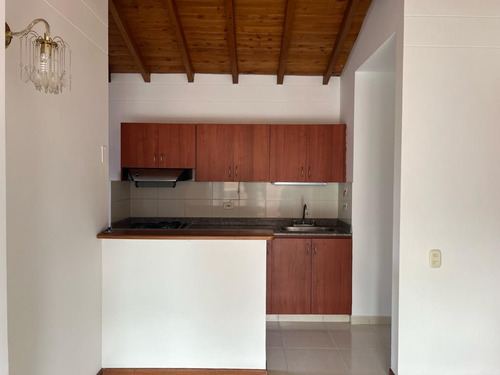 Venta De Apartamento En Camino Verde, Envigado