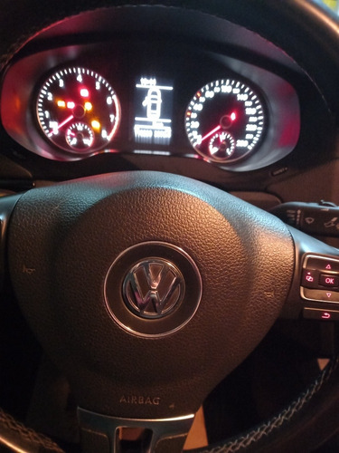 Imagen 5 de 7 de Volkswagen Vento 2014 2.5 Advance Plus 170cv