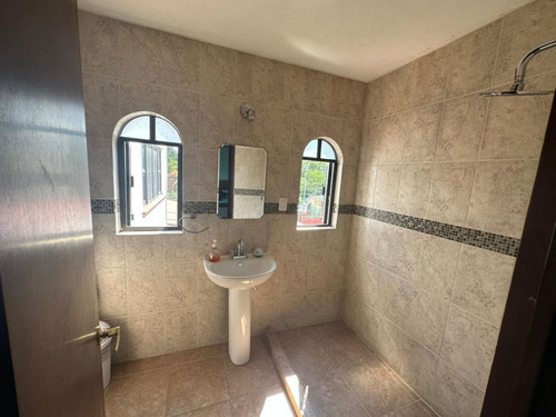 Casa En Venta En La Col. El Miraval, Cuernavaca Morelos.