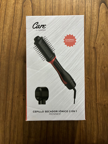 Cepillo Secador Y Moldeador De Pelo Gadnic Monner S2200k (Usado)