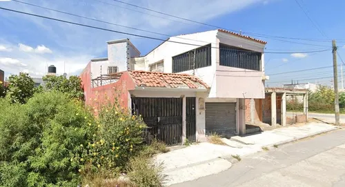 Casa Con Local Comercial En Venta En Villas Del Pedregal, Puebla Cl.