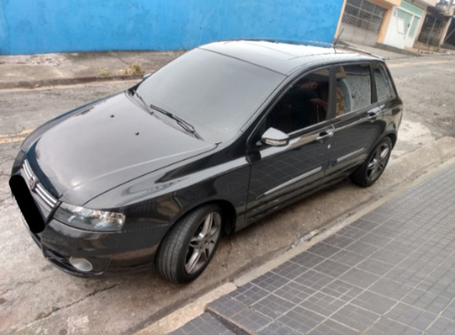 Imagem 1 de 11 de Fiat Stilo 2010 1.8 8v Blackmotion Flex Dualogic 5p