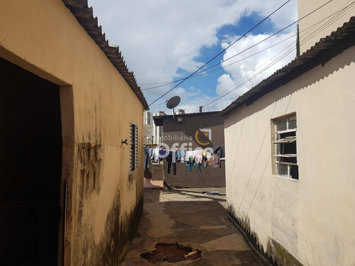 Imagem 25 de 27 de Casa À Venda, 300 M² Por R$ 350.000,00 - Maracanã - Anápolis/go - Ca0215