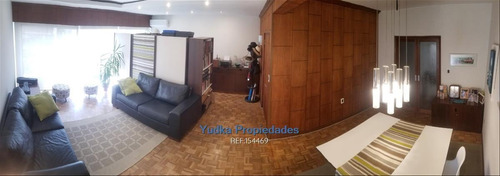 Venta Apartamento Pocitos 3 Dormitorios Estar Garaje Serv.