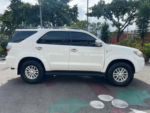 Toyota Fortuner 2.7l 4x4