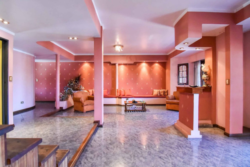 Imagen 13 de 30 de Venta Casa 5 Ambientes Con Deposito Quincho Patio