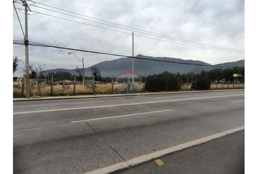 Venta De Gran Sitio En Sector Residencial