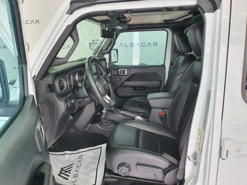 Imagen 11 de 15 de Jeep Wrangler 2018 3.8 V6 Unlimited Sahara Jl 4x4 At
