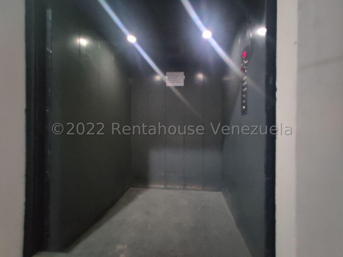 Imagen 6 de 14 de Boleita Norte, Edificio En Alquiler De 450m²