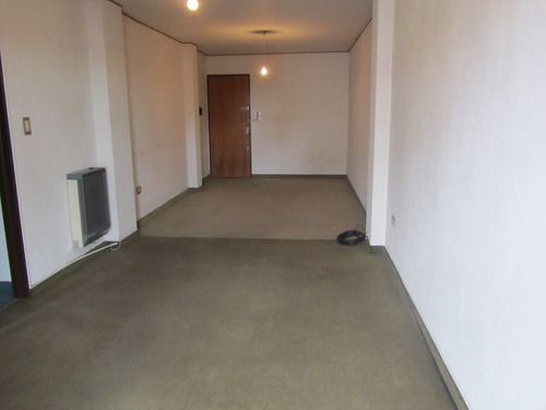 Imagen 1 de 7 de 2 Dorm Incluye Cochera - 2 Baños - Balcones - Centro