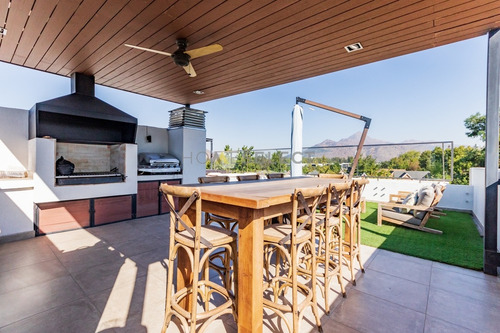 Amplio Penthouse Con Terraza Panorámica, 3 D + Escritorio