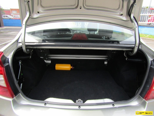 Renault Logan Dynamique 1.6