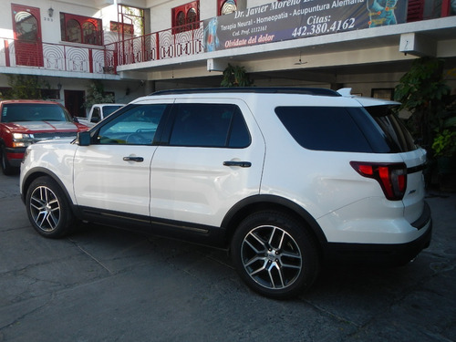 Imagen 4 de 13 de Ford Explorer