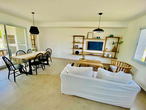 Imagen 13 de 30 de Duplex En Barrio Cerrado A Estrenar! 3 Dormitorios, Escritorio Y Jardin!