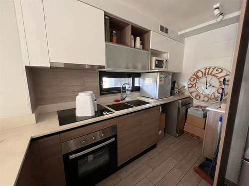 Departamento En Venta De 2 Dorm. En Ñuñoa