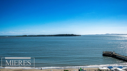 Venta Apartamento 4 Dormitorios- Playa Mansa (ref: Atm-7511)