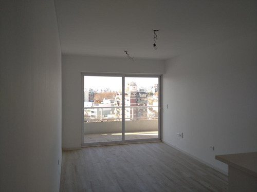 Departamento En Nuevo Emprendimiento 3 Avenidas Con Balcón Y Cochera - Parque Chas