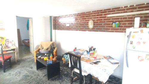 En Venta Casa 2 Dormitorios Depto 1 Dormitorio - La Falda