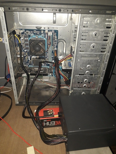 Pc Athlon Ii X2 270, Ga-78lmt-s2 Duas Ram De 4gb Ddr3 R5 230