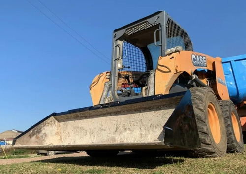 Minicargadora Case Sr200 - Año 2014 - 3000 Hrs Igual A Nueva