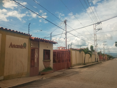 Imagen 4 de 23 de Casa En Venta En Cabudare, La Piedad, Urb. Nueva Con Pocas Viviendas. Inf. 0424-5337900,mls #22-8447, Nds 17