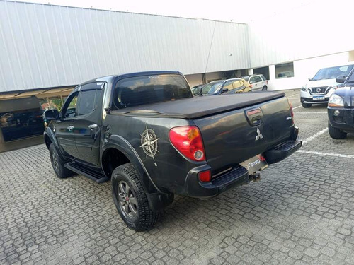 Mitsubishi L200 Triton 3.5 HPE 4X4 CD V6 24V FLEX 4P AUTOMÁTICO
