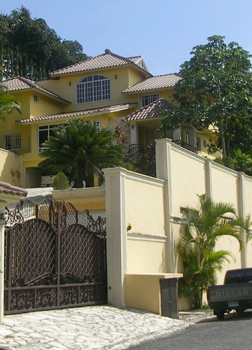 Casa Arroyo Hondo 4 Hab. Us. 3,500 Impecable