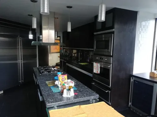 Apartamento En Venta En Los Balsos. Cod V10766