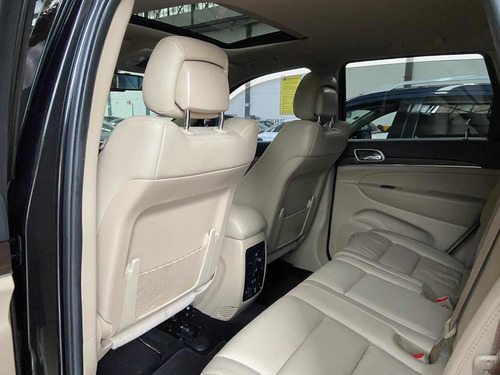 Imagen 7 de 11 de Jeep Grand Cherokee 2015 3.6 Limited Lujo V6 4x2 At