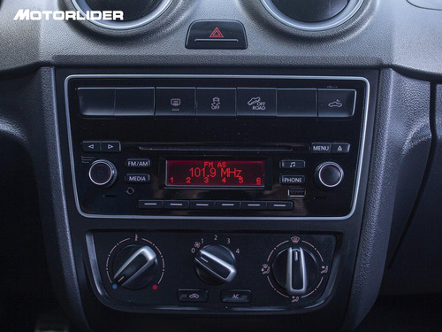 Imagen 19 de 25 de Volkswagen Saveiro 1.6 Cross Extra Full | Permuta / Financia