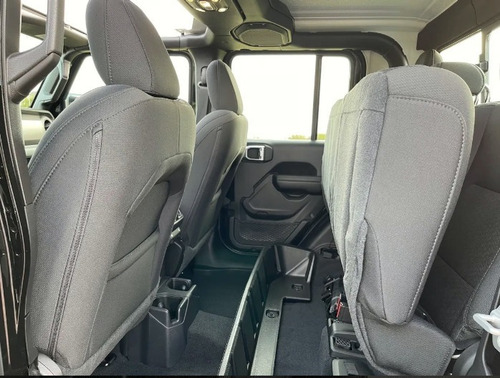 Imagen 5 de 12 de Jeep Gladiator Sport 4x4 2021
