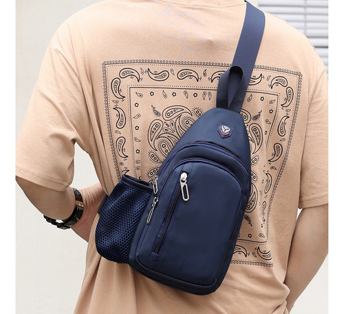 Un Bolso Bandolera De Senderismo Para Hombre, Viaje Y Deport