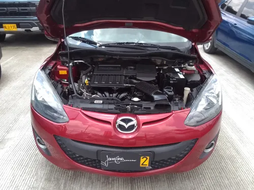 Mazda 2 Hb Mt - 2015
